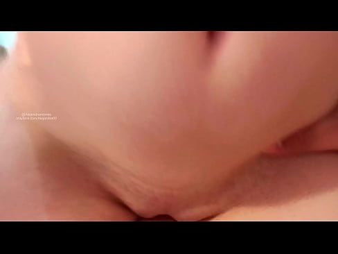 ❤️ Duke fjetur në dhomën e motrës sime dhe kështu u zgjova ❤️❌ Porno e bukur tek ne