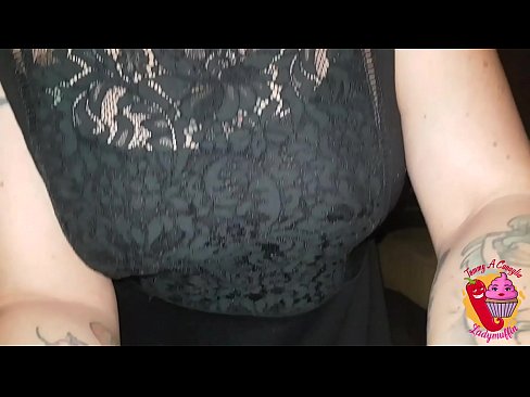 ❤️ Njerka e përdalë i jep atij një blowjob dhe spanjisht ❤️❌ Porno e bukur tek ne